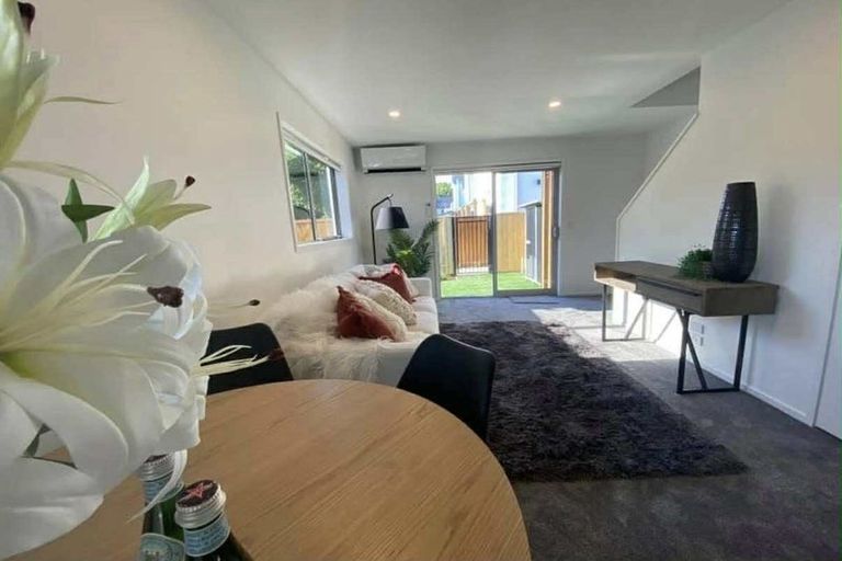 Photo of property in 7/10 Riccarton Road, Riccarton, Christchurch, 8011