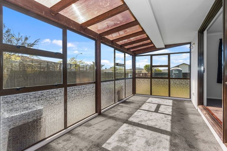 Photo of property in 5 Lamorna Road, Parklands, Christchurch, 8083