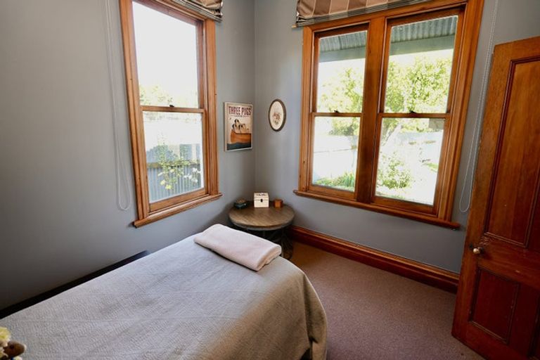 Photo of property in 73a Savage Crescent, West End, Palmerston North, 4412