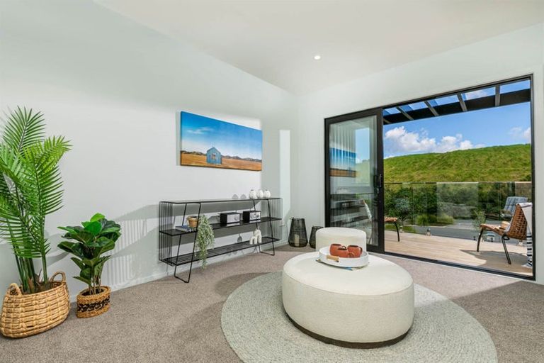 Photo of property in 12c Tikati Rise, Long Bay, Auckland, 0630
