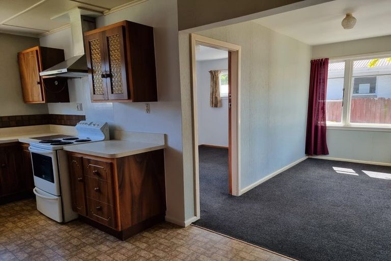 Photo of property in 16 Curletts Road, Sockburn, Christchurch, 8042