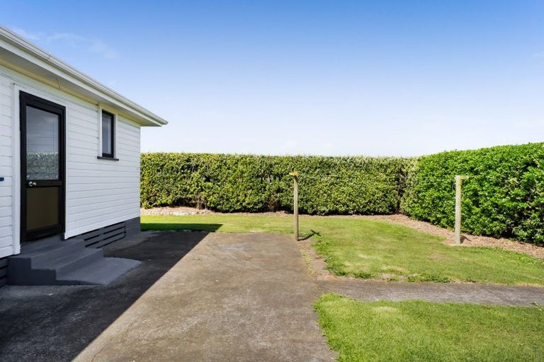 Photo of property in 4923 South Road, Opunake, 4681