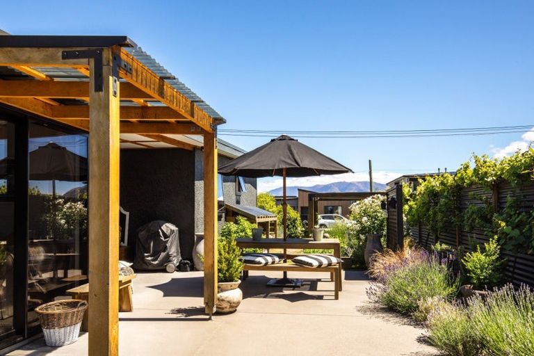 Photo of property in 66 Tenby Street, Wanaka, 9305