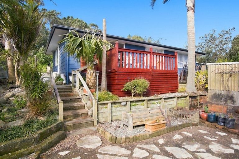 Photo of property in 44 Rangitake Drive, Spotswood, New Plymouth, 4310