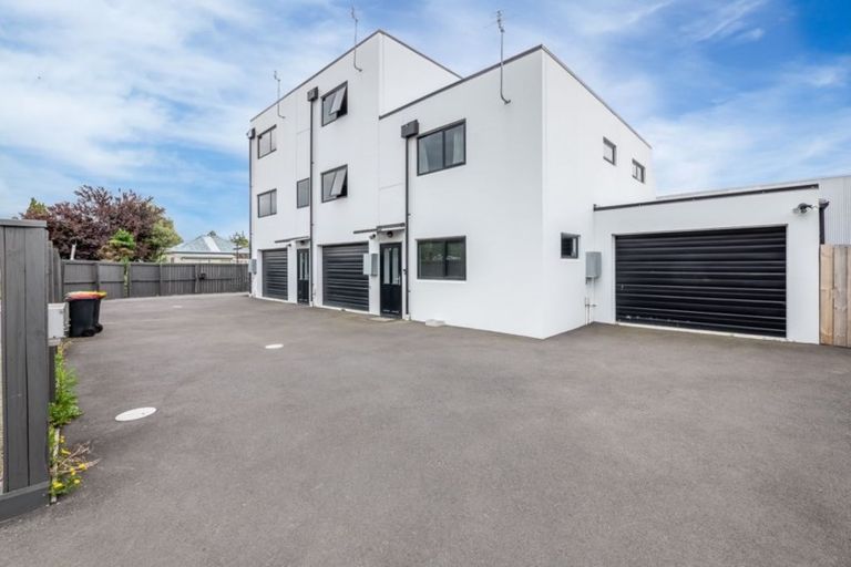 Photo of property in 3 Walpole Street, Waltham, Christchurch, 8023