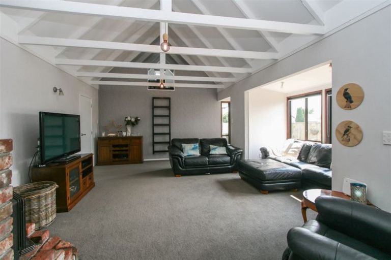 Photo of property in 73 Rewa Street, Inglewood, 4330