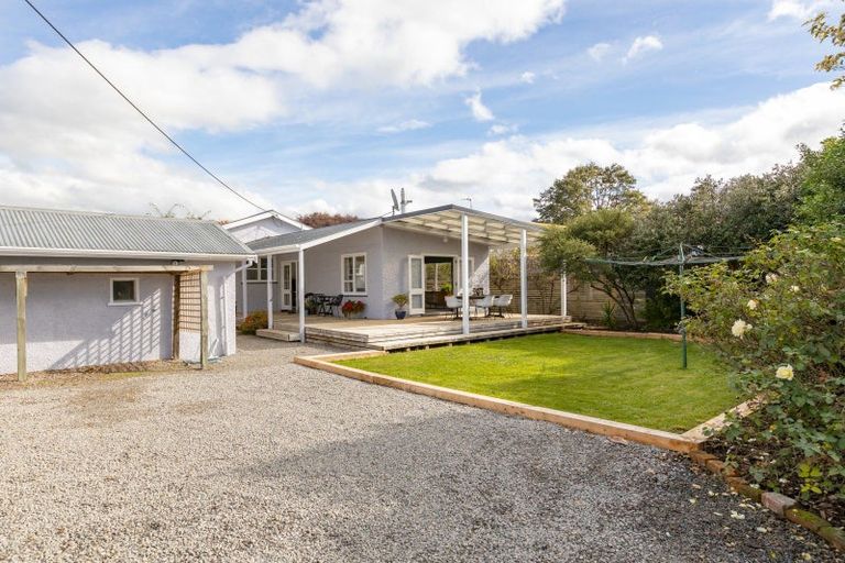 Photo of property in 14 Rexwood Street, Carterton, 5713