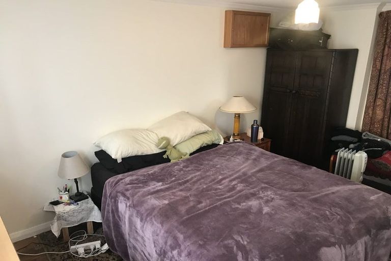 Photo of property in 25 Moir Street, Mount Victoria, Wellington, 6011