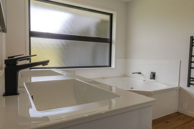 Photo of property in 31 Racecourse Terrace Rise, Hokitika, 7882