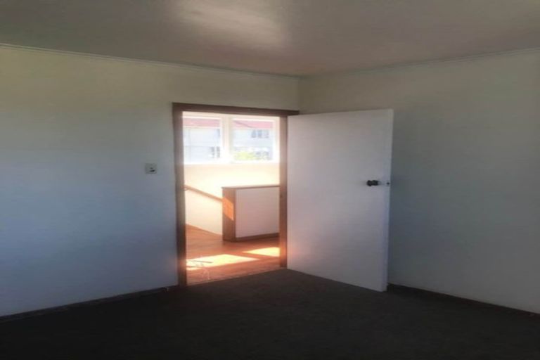 Photo of property in 26-28 Bedford Street, Cannons Creek, Porirua, 5024