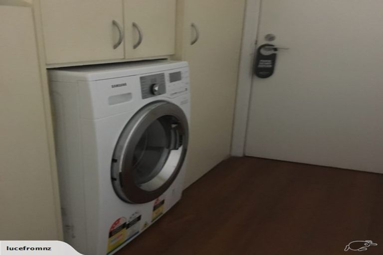 Photo of property in Terrace Garden Apartments, 13d/120 The Terrace, Wellington Central, Wellington, 6011