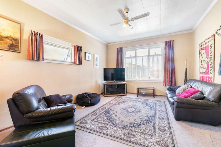 Photo of property in 158 Studholme Street, Morrinsville, 3300