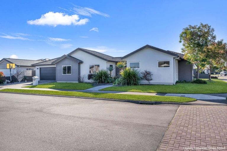 Photo of property in 29 Aoraki Road, Poraiti, Napier, 4112