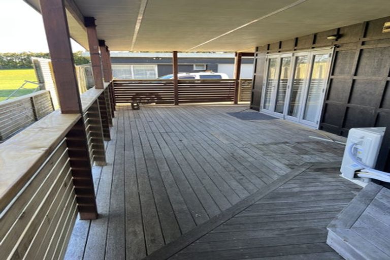 Photo of property in 115 Riverhead Road, Kumeu, 0892