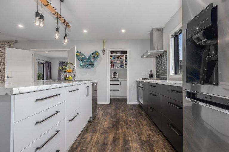 Photo of property in 14 Schooner Drive, Whitby, Porirua, 5024