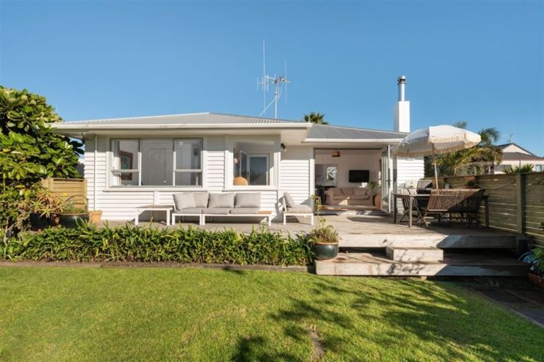 Photo of property in 8a Riverton Road, Mount Maunganui, 3116
