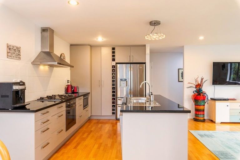 Photo of property in 33a Mason Street, New Lynn, Auckland, 0600