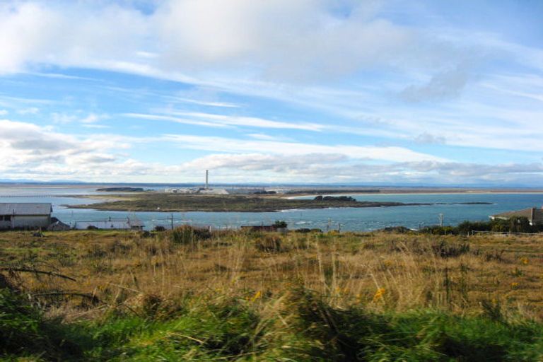 Photo of property in 53 Gunpit Road, Bluff, 9814