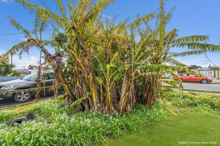 Photo of property in 14 Ruawai Wharf Road, Ruawai, 0530