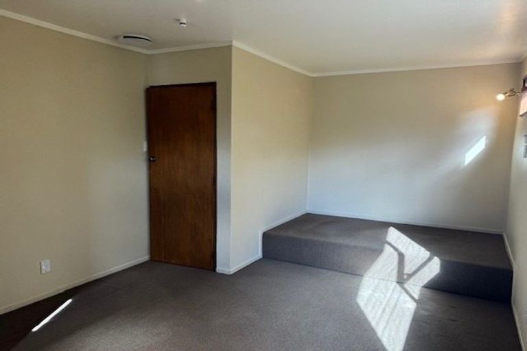 Photo of property in 24-26 Pencarrow Street, Highbury, Palmerston North, 4412