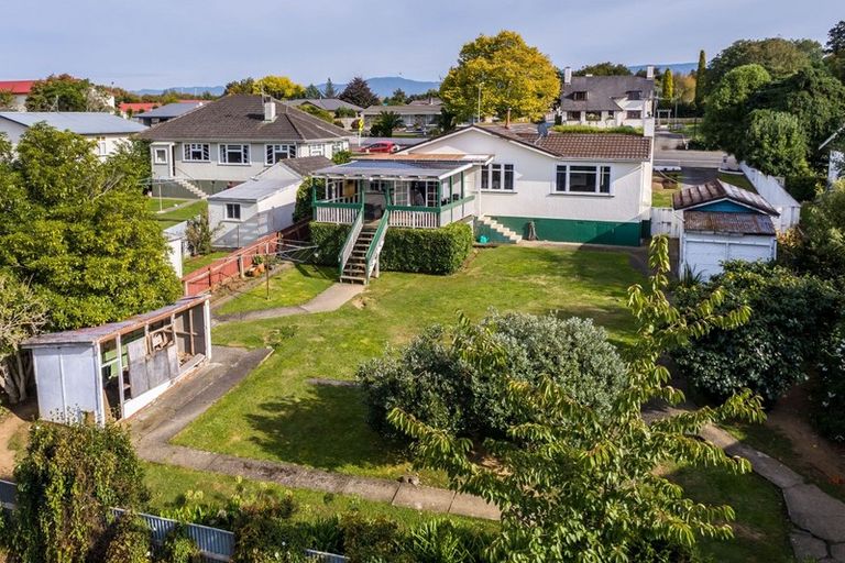 Photo of property in 5 Allan Street, Dannevirke, 4930