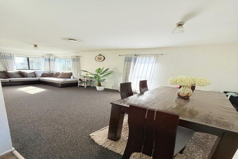 Photo of property in 2/159a Manuka Road, Bayview, Auckland, 0629