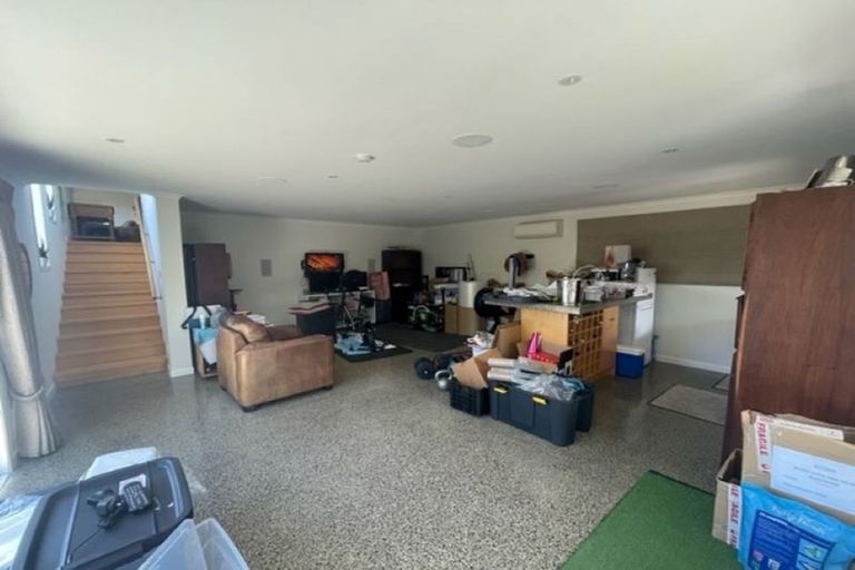 Photo of property in 24 Bevyn Street, Castor Bay, Auckland, 0620