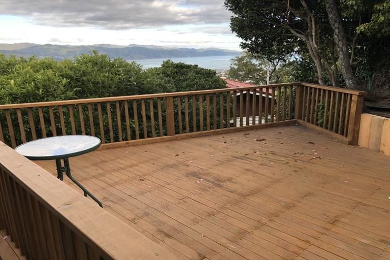 Photo of property in 94b Dowse Drive, Maungaraki, Lower Hutt, 5010