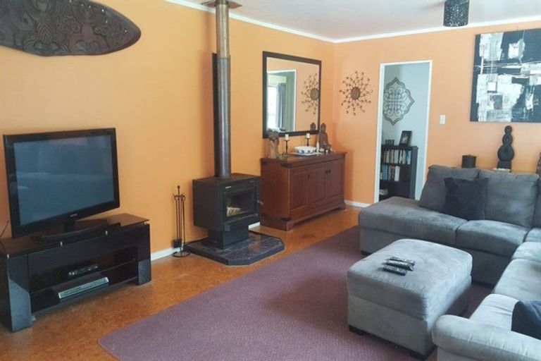 Photo of property in 84 Rigden Road, Opua, 0272