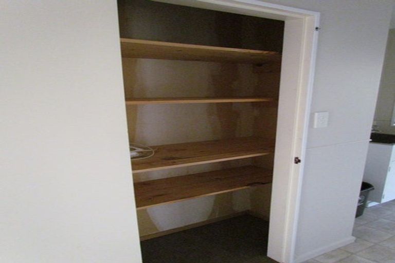 Photo of property in 6 Seagull Place, Whitby, Porirua, 5024