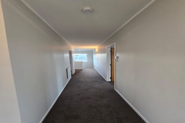 Photo of property in 18 Long Street, Torbay, Auckland, 0630