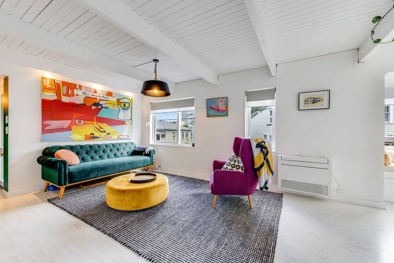 Photo of property in 10 Cottleville Terrace, Thorndon, Wellington, 6011