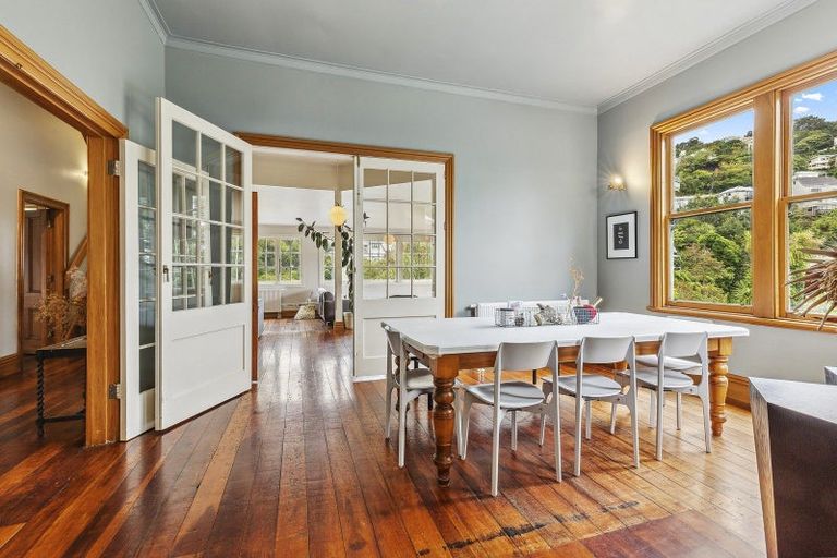 Photo of property in 27 Boundary Road, Kelburn, Wellington, 6012