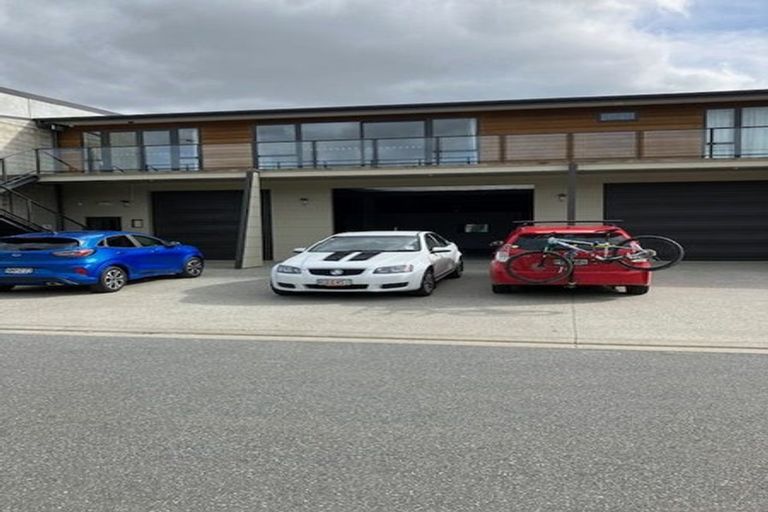 Photo of property in 16 Silverstone Drive, Cromwell, 9384