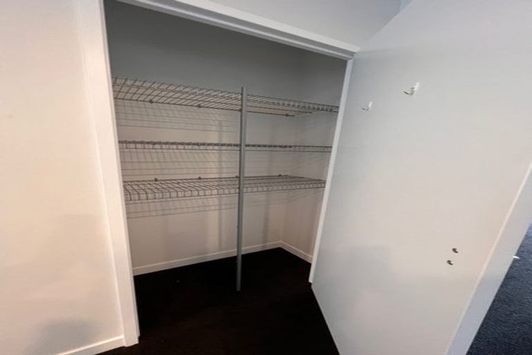 Photo of property in 38 Karearea Avenue, Kenepuru, Porirua, 5022