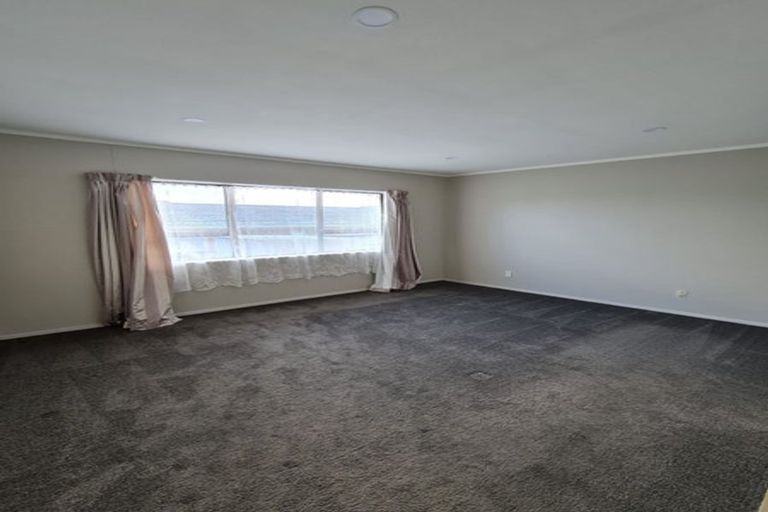 Photo of property in 1/53 Priestley Drive, Bucklands Beach, Auckland, 2014