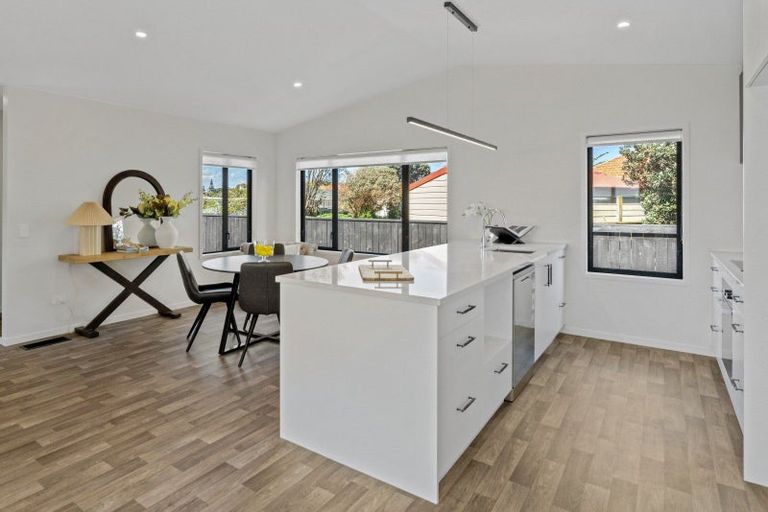 Photo of property in 275d Rangiuru Road, Otaki, 5512