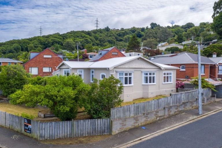 Photo of property in 3 Hudson Street, Caversham, Dunedin, 9011