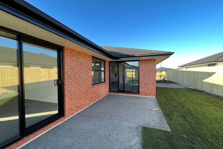 Photo of property in 14 Ned Place, Halswell, Christchurch, 8025