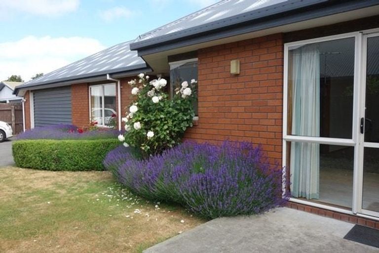 Photo of property in 11a Bentley Street, Russley, Christchurch, 8042