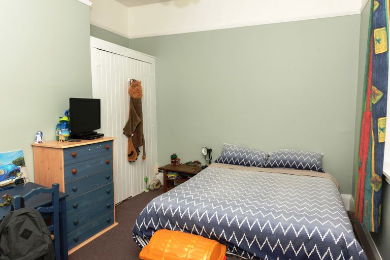 Photo of property in 132 Mcmurdo Street, Tinwald, Ashburton, 7700