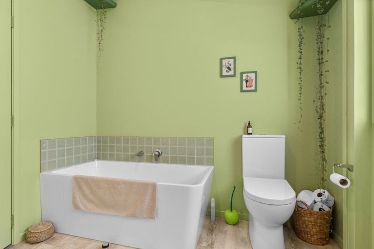 Photo of property in 120c Harrison Street East, Featherston, 5710