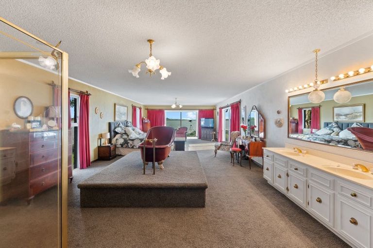 Photo of property in 43 St Annes Crescent, Wattle Downs, Auckland, 2103