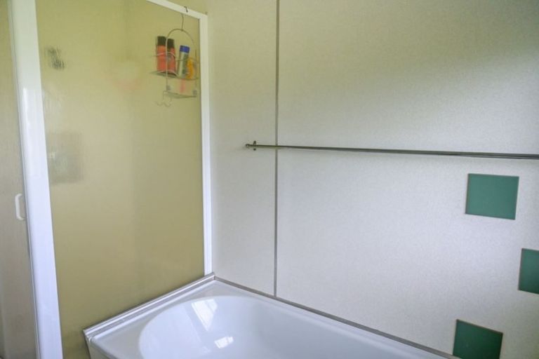 Photo of property in 11 Centennial Avenue, Balclutha, 9230