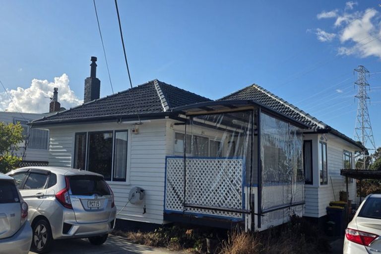 Photo of property in 15 Brains Road, Kelston, Auckland, 0602