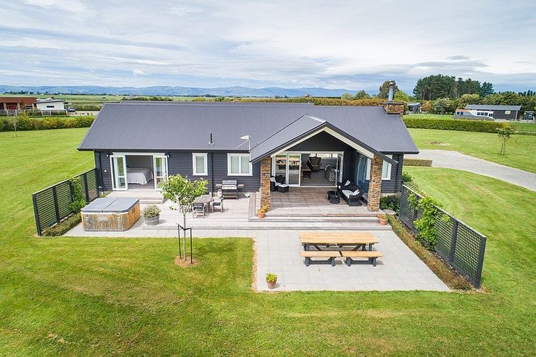 Photo of property in 167 Oroua Road, Kairanga, Palmerston North, 4475