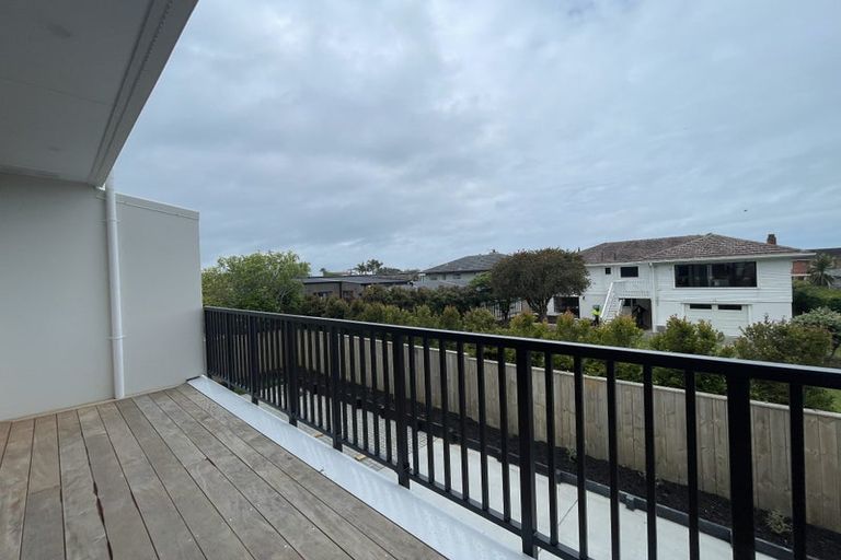 Photo of property in 44 Montgomery Avenue, Belmont, Auckland, 0622