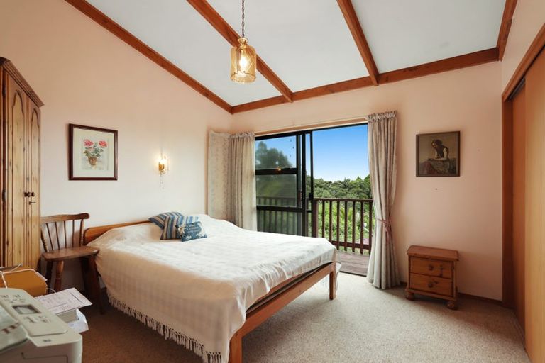 Photo of property in 887 Scenic Drive, Swanson, Henderson, 0781