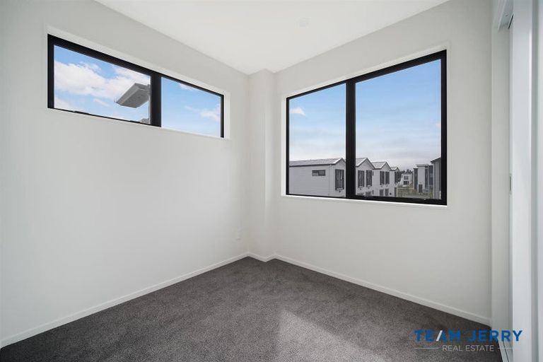 Photo of property in 3 Te Kaapia Road, Papakura, 2110