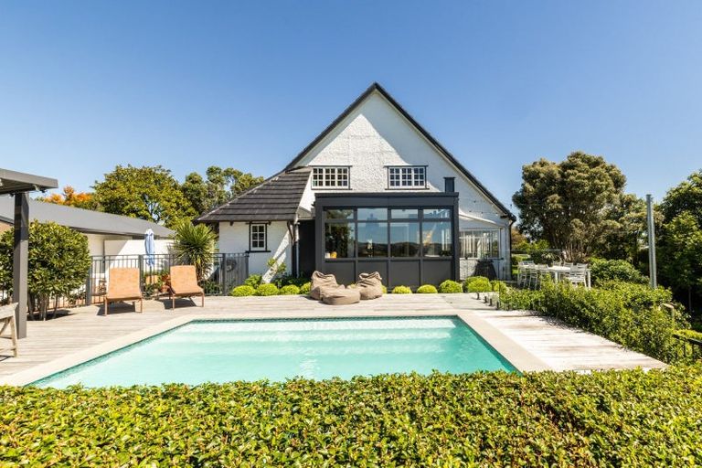 Photo of property in 51 Simla Avenue, Havelock North, 4130